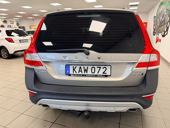 Volvo XC70 15 of 18