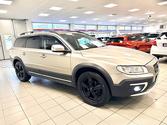 Volvo XC70 13 of 18