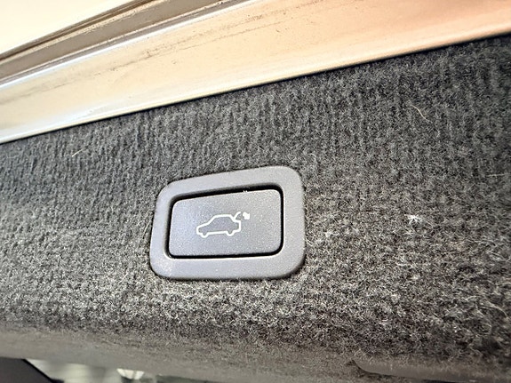 Volvo XC70 11 of 18