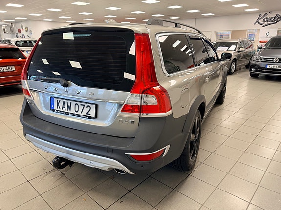 Volvo XC70 14 of 18