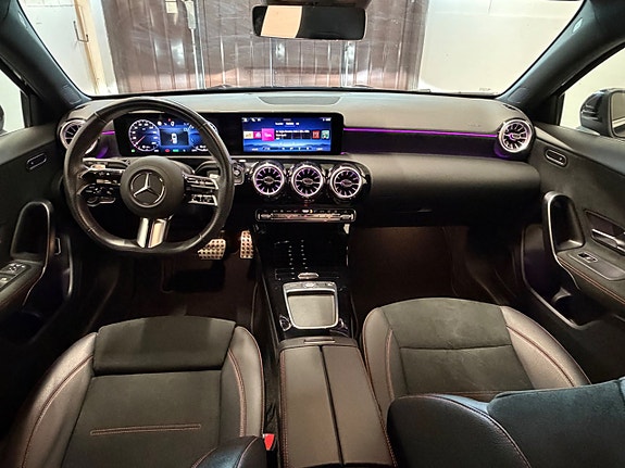 Mercedes-Benz A 250 e 13 of 21