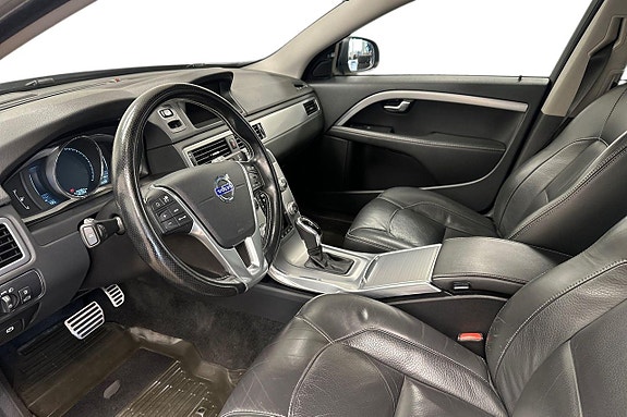 Volvo V70 12 of 29