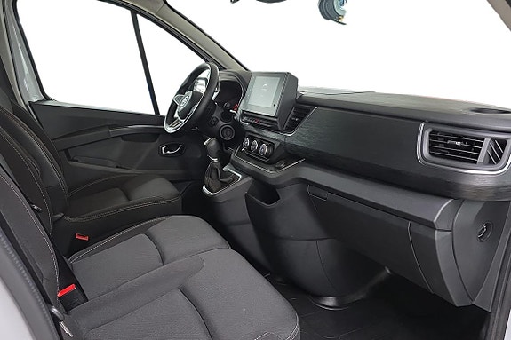 Nissan Primastar 13 of 30