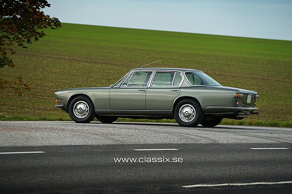 Maserati Quattroporte 12 of 23