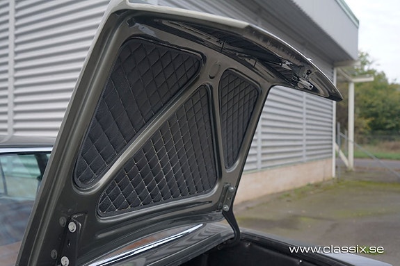 Maserati Quattroporte 21 of 23