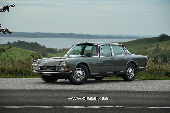 Maserati Quattroporte 15 of 23