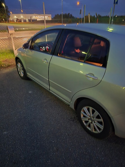 Volkswagen Golf Plus 6 of 9