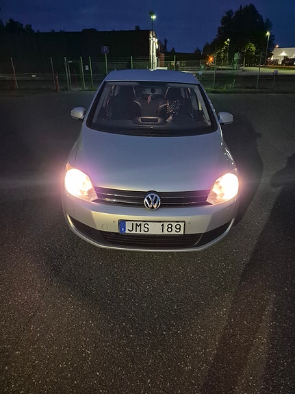 Volkswagen Golf Plus 2 of 9