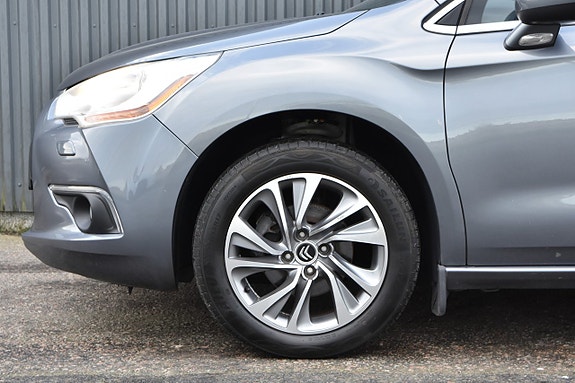 Citroen DS4 5 of 17