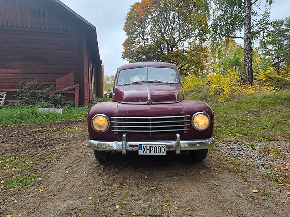 Volvo PV 2 of 8