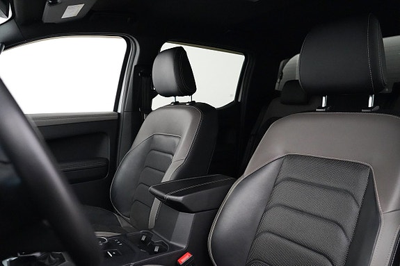 Volkswagen Amarok 9 of 30