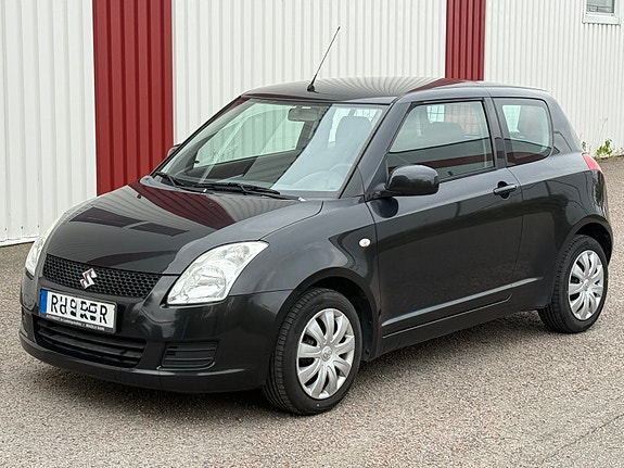 Suzuki Swift 2 of 9