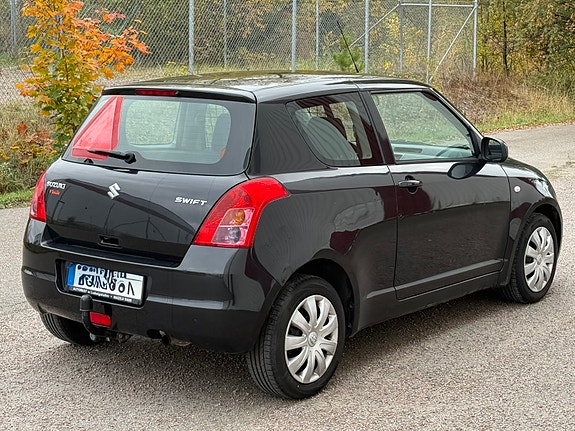 Suzuki Swift 5 of 9