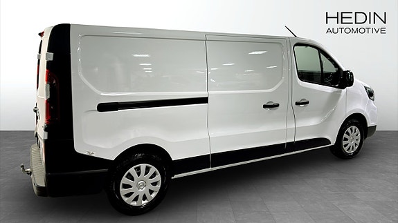 Nissan Primastar 2 of 9