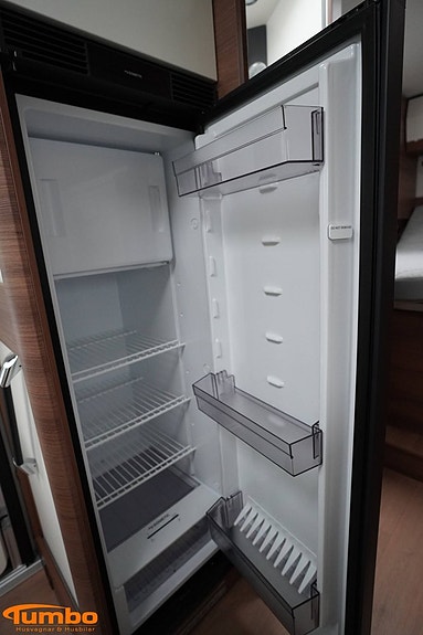 Rapido C86i 65ans 140hk Automat 3500kg 9 of 21