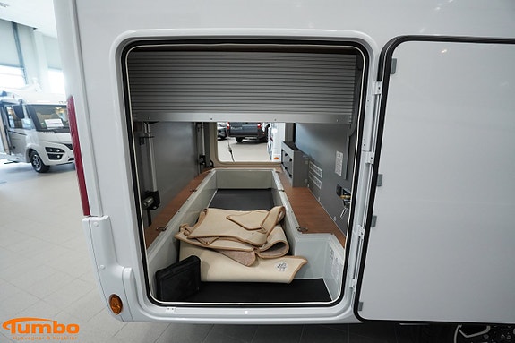 Rapido 850F 180hk Automat 4400kg 18 of 21