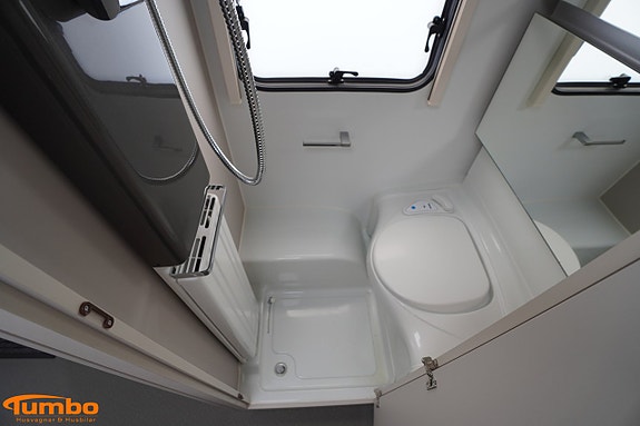 Adria ADORA 613 UL 16 of 20