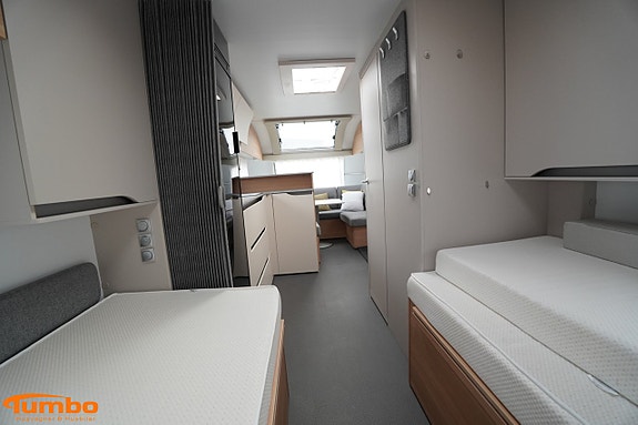 Adria ADORA 613 UL 13 of 20