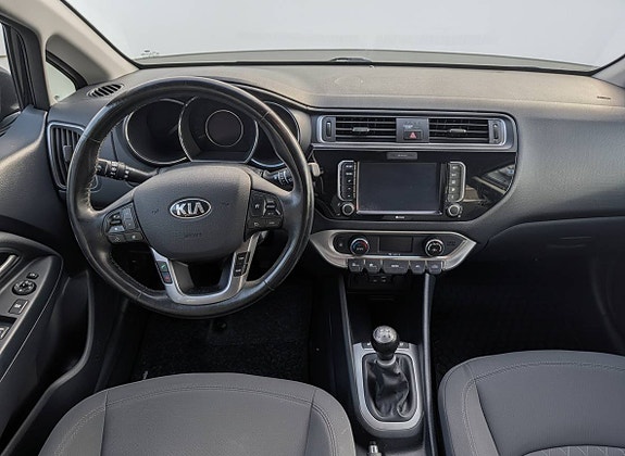 Kia Rio 4 of 6