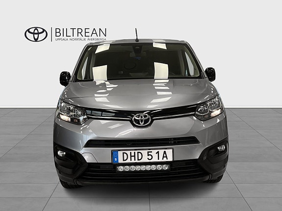 Toyota Proace 2 of 15