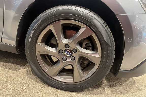 Volvo V40 Cross Country 21 of 30