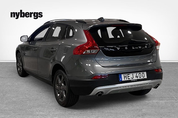 Volvo V40 Cross Country 6 of 30