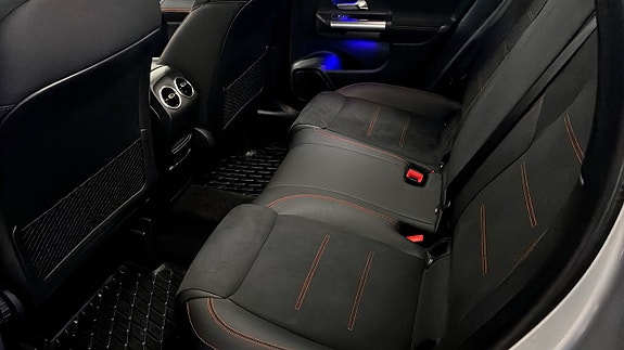 Mercedes-Benz GLA 250 e 13 of 15
