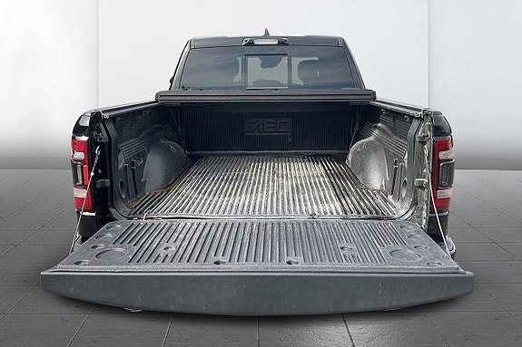 Dodge RAM 1500 6 of 13