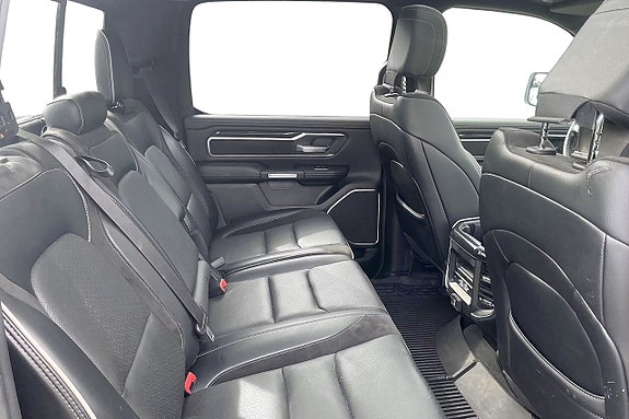 Dodge RAM 1500 9 of 13