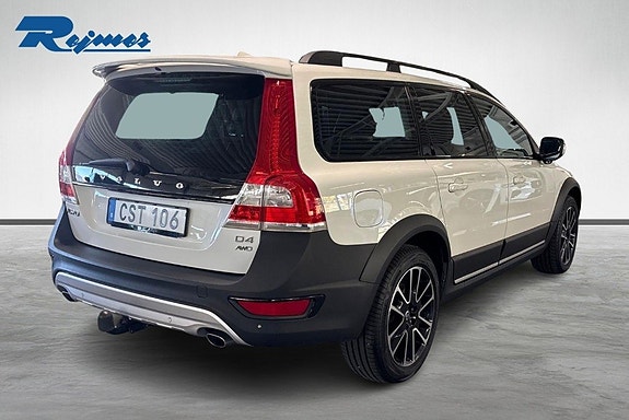 Volvo XC70 30 of 30