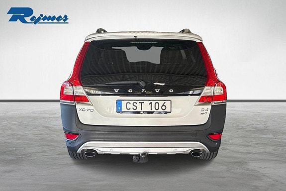 Volvo XC70 29 of 30