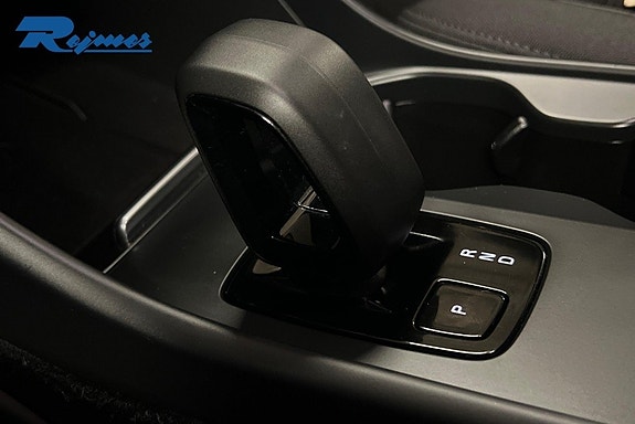 Volvo EX40 9 of 15