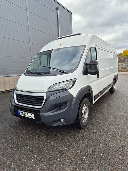 Peugeot Boxer 335