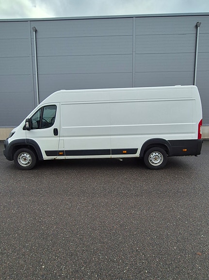 Peugeot Boxer 335 3 of 5