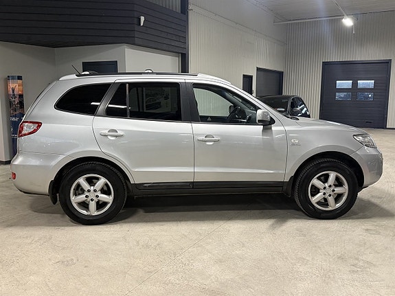 Hyundai Santa Fe 3 of 10