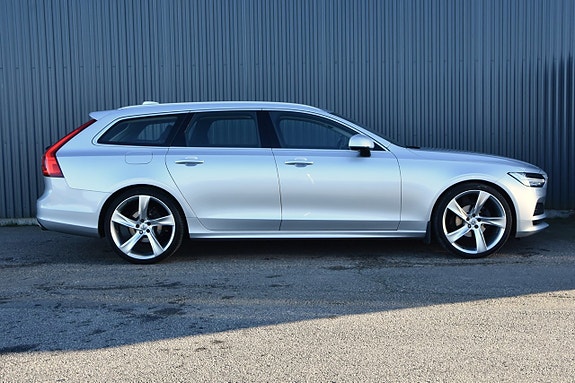 Volvo V90 3 of 20
