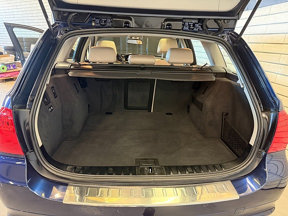 BMW 330d 10 of 19