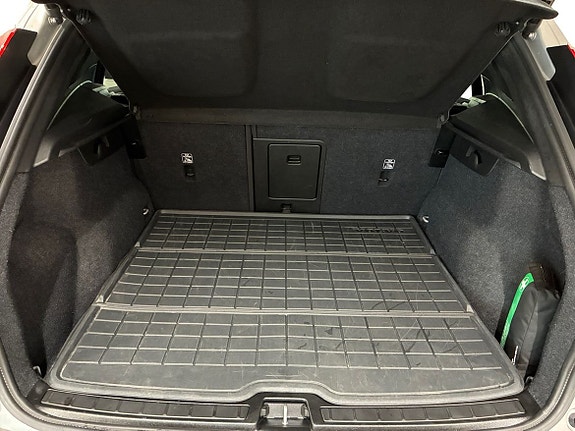 Volvo EX40 12 of 12