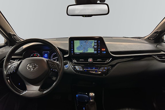 Toyota C-HR 9 of 11