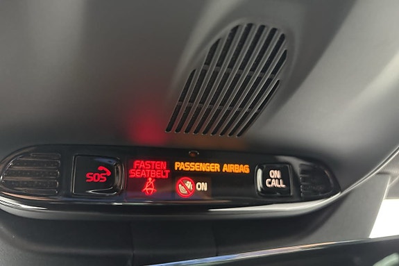 Volvo V90 23 of 27