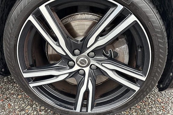 Volvo V90 14 of 27