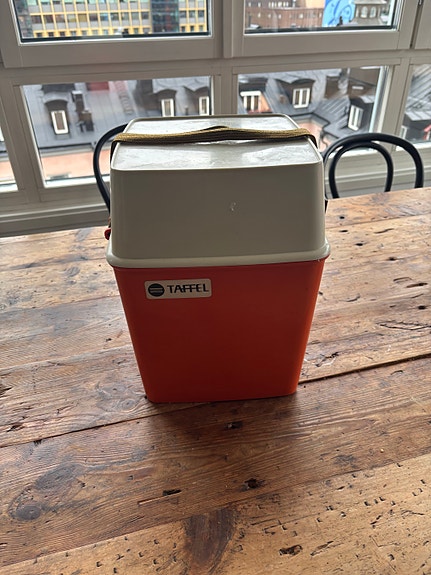 Product image 1 of 2
