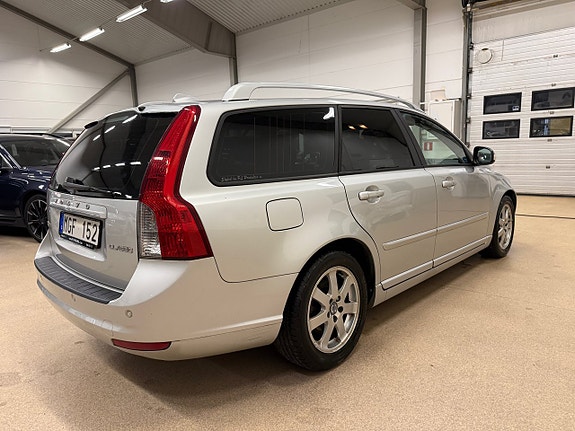 Volvo V50 4 of 7