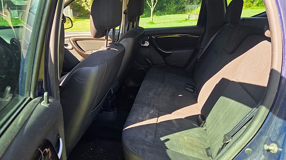 Dacia Duster 7 of 14