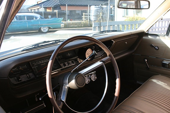 Plymouth Fury 14 of 24