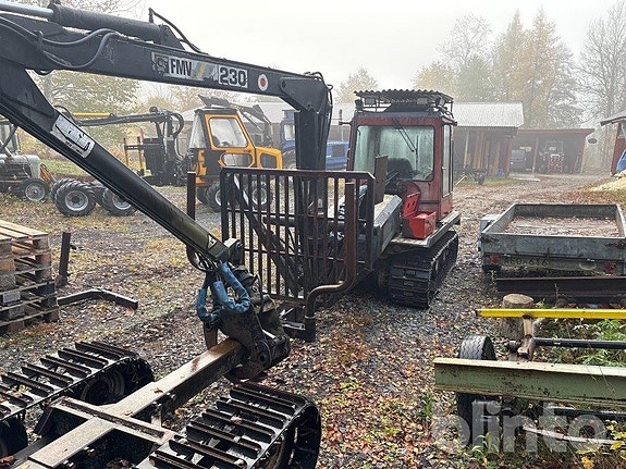Banddriven terrängvagn  Iller D200F 5 of 6
