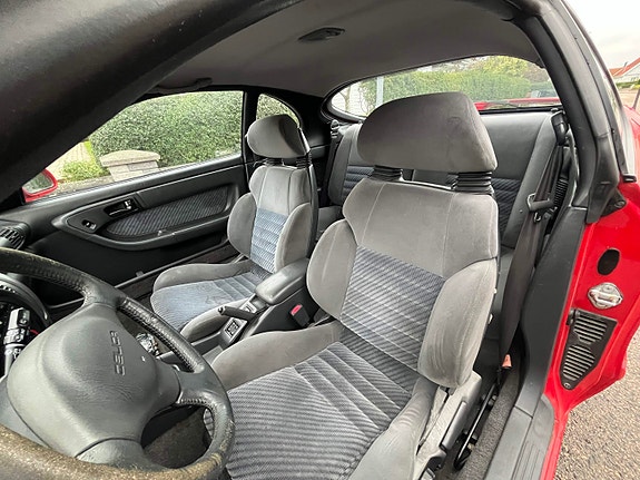 Toyota Celica 4 of 8