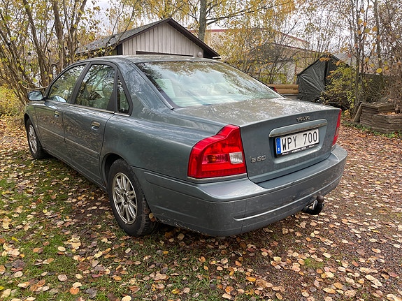 Volvo S80 3 of 10