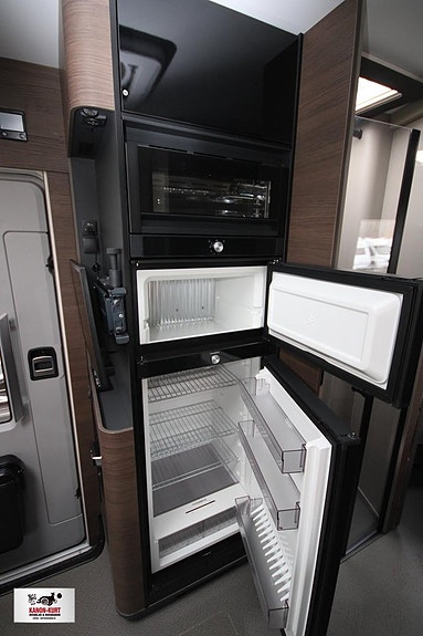 Adria Supersonic 780 DC 13 of 15