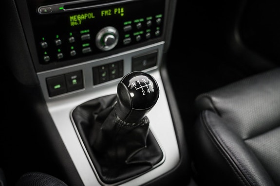 Ford Mondeo 15 of 26